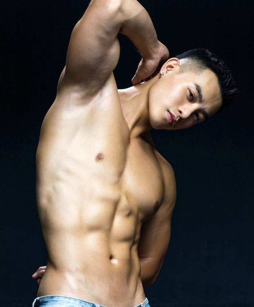 ผู้หล่อ กล้ามโต.5