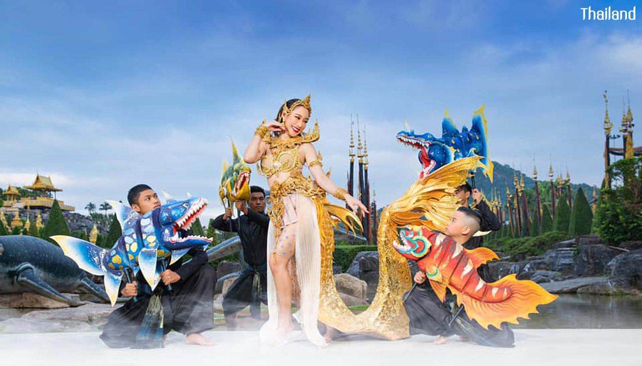 THAILAND 🇹🇭 | Thai National Costume by Miss Earth Thailand 2020