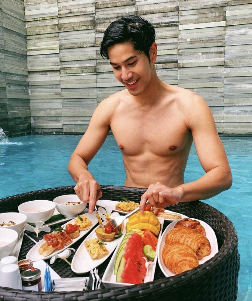 ผู้ชาย นมสวย {14}