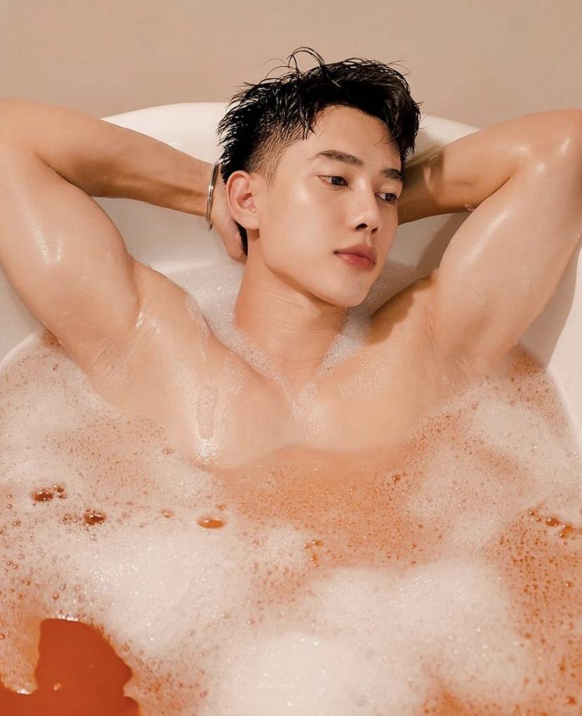 ผู้ชาย ลงอ่าง -1-