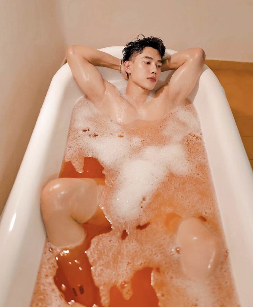 ผู้ชาย ลงอ่าง -1-
