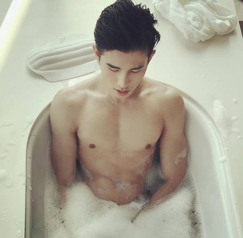 ผู้ชาย ลงอ่าง -1-