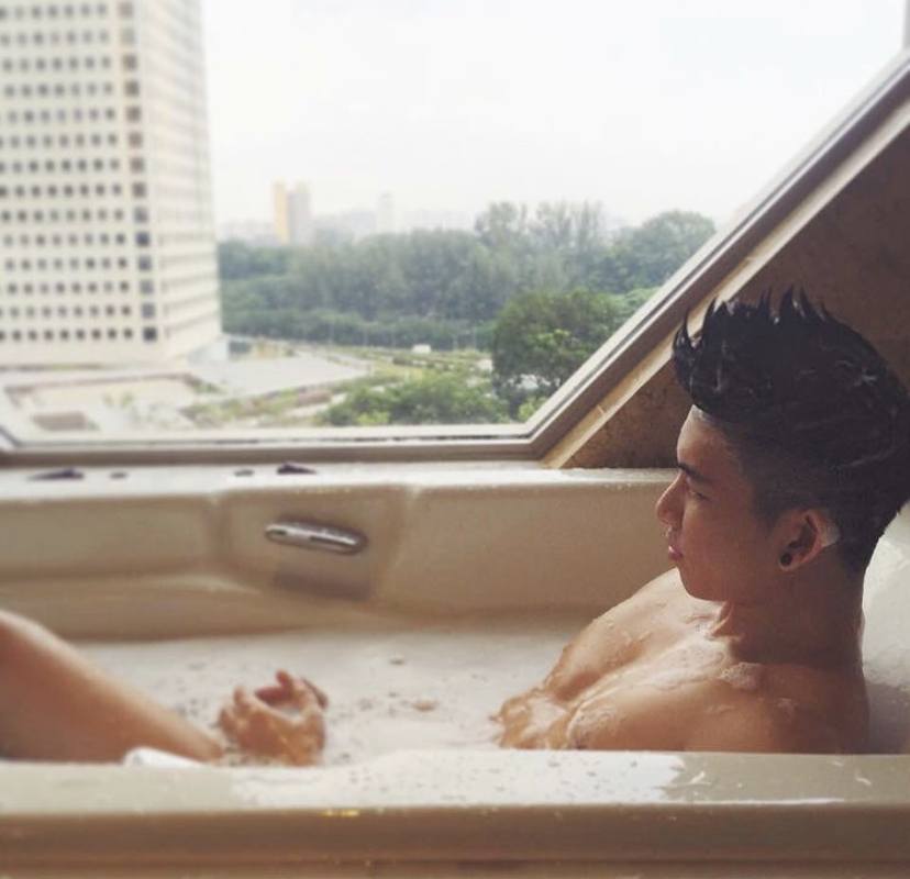 ผู้ชาย ลงอ่าง -2-