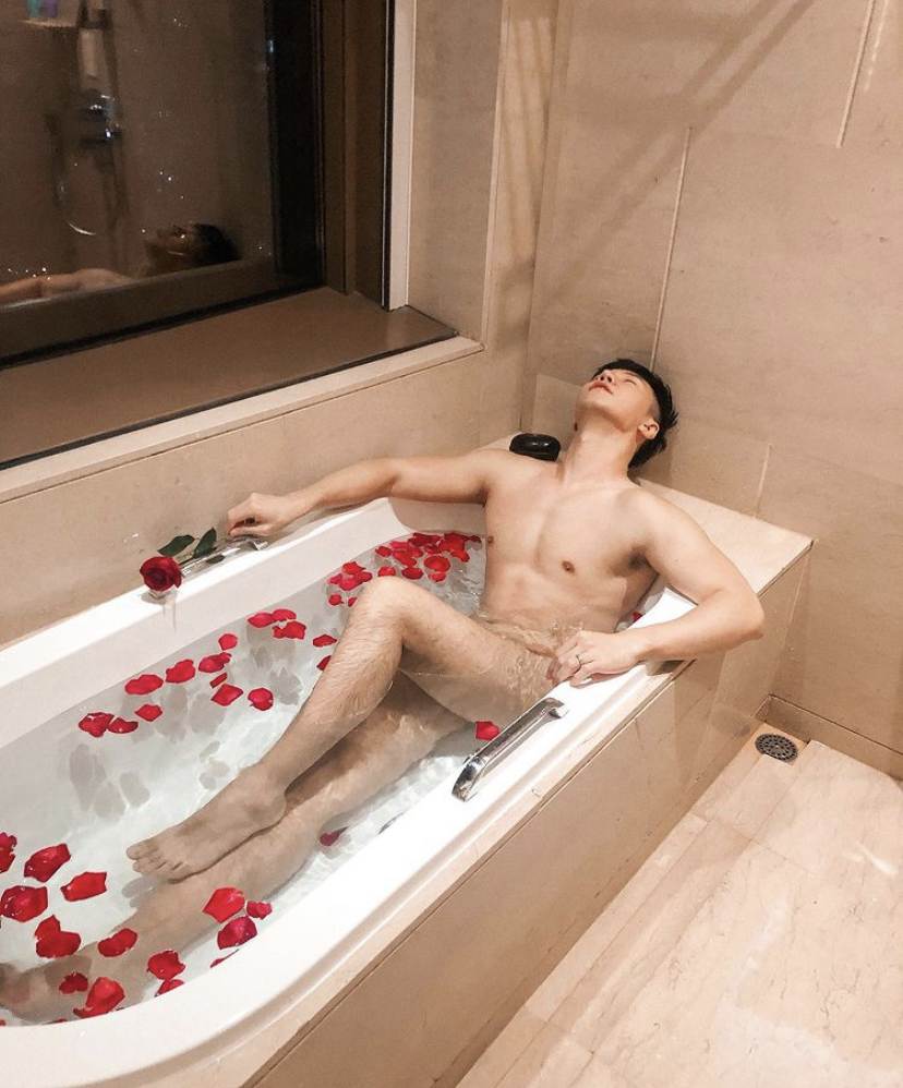 ผู้ชาย ลงอ่าง -3-