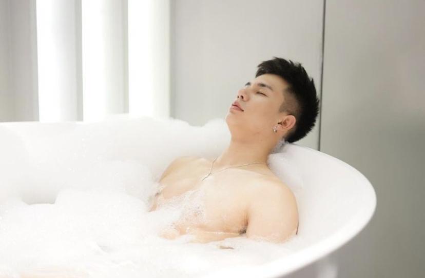 ผู้ชาย ลงอ่าง -3-