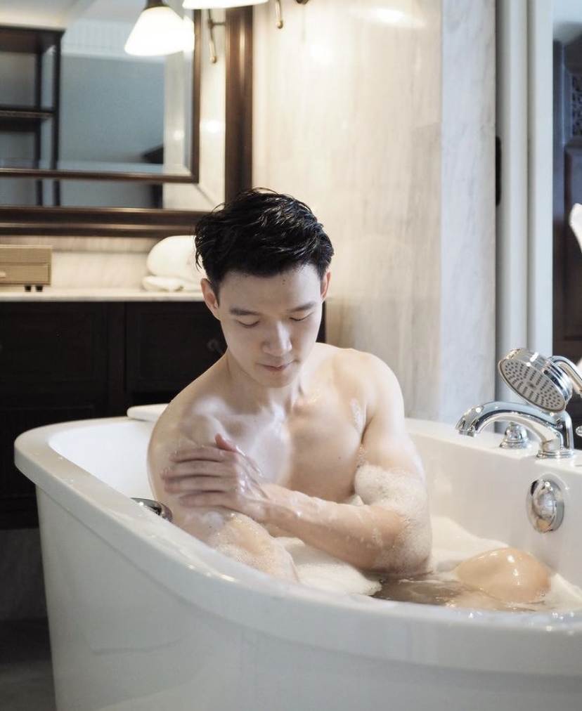 ผู้ชาย ลงอ่าง -4-