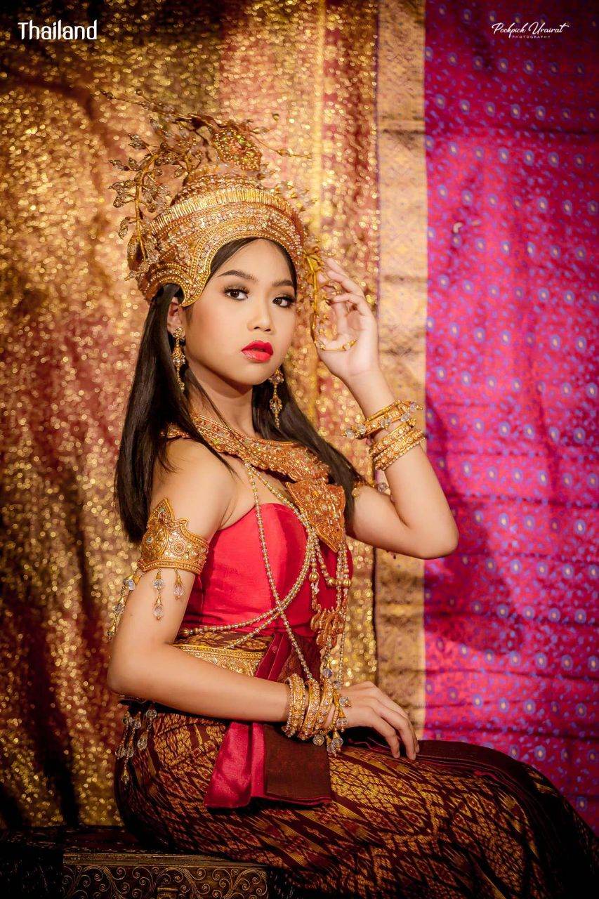 THAILAND 🇹🇭 | Thai Apsara "अप्सराः Apsorn Thai lady"