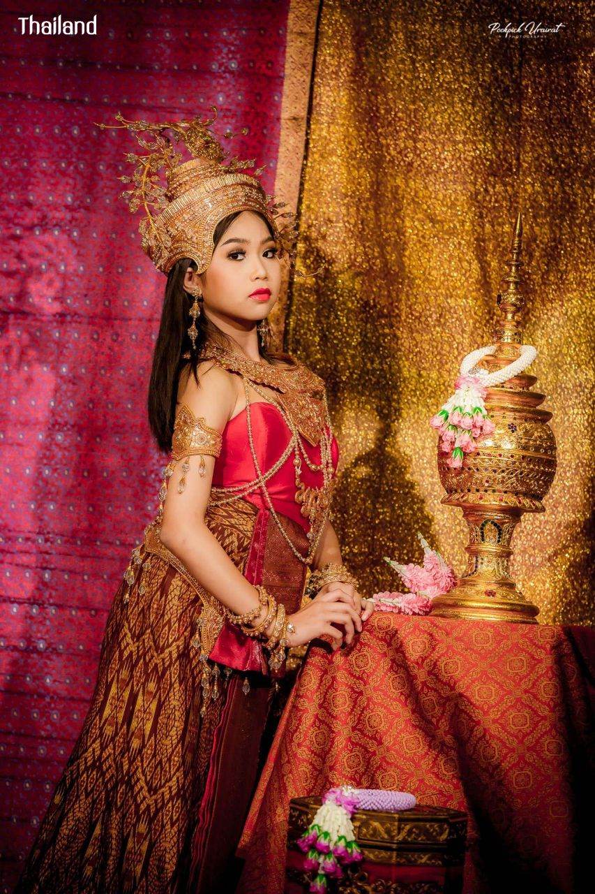 THAILAND 🇹🇭 | Thai Apsara "अप्सराः Apsorn Thai lady"