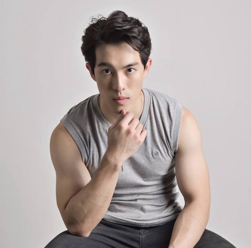 ชายหล่อ หุ่นแซ่บ 8