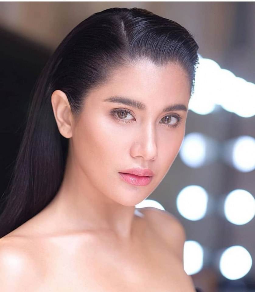 ปู ไปรยา เรื่อง สาวน้อยในตะเกียงแก้ว