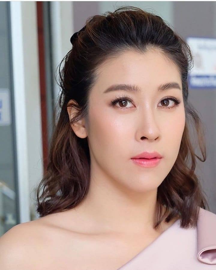 เชียร์ ฑิฆัมพร เรื่อง อุ่นไอรัก