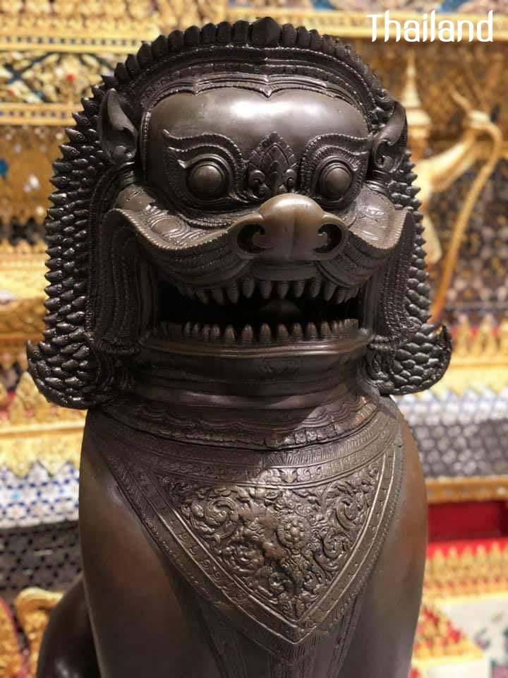 THAILAND 🇹🇭 | The Singha statue in wat phra kaew - Thai royal palace, Bangkok