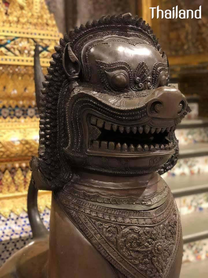 THAILAND 🇹🇭 | The Singha statue in wat phra kaew - Thai royal palace, Bangkok