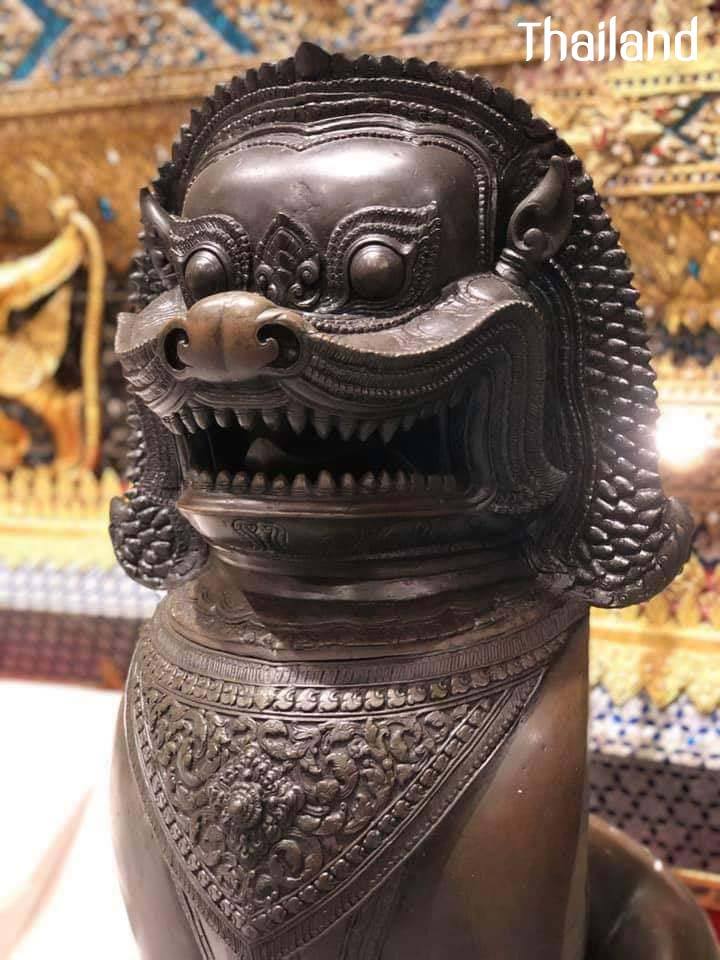 THAILAND 🇹🇭 | The Singha statue in wat phra kaew - Thai royal palace, Bangkok