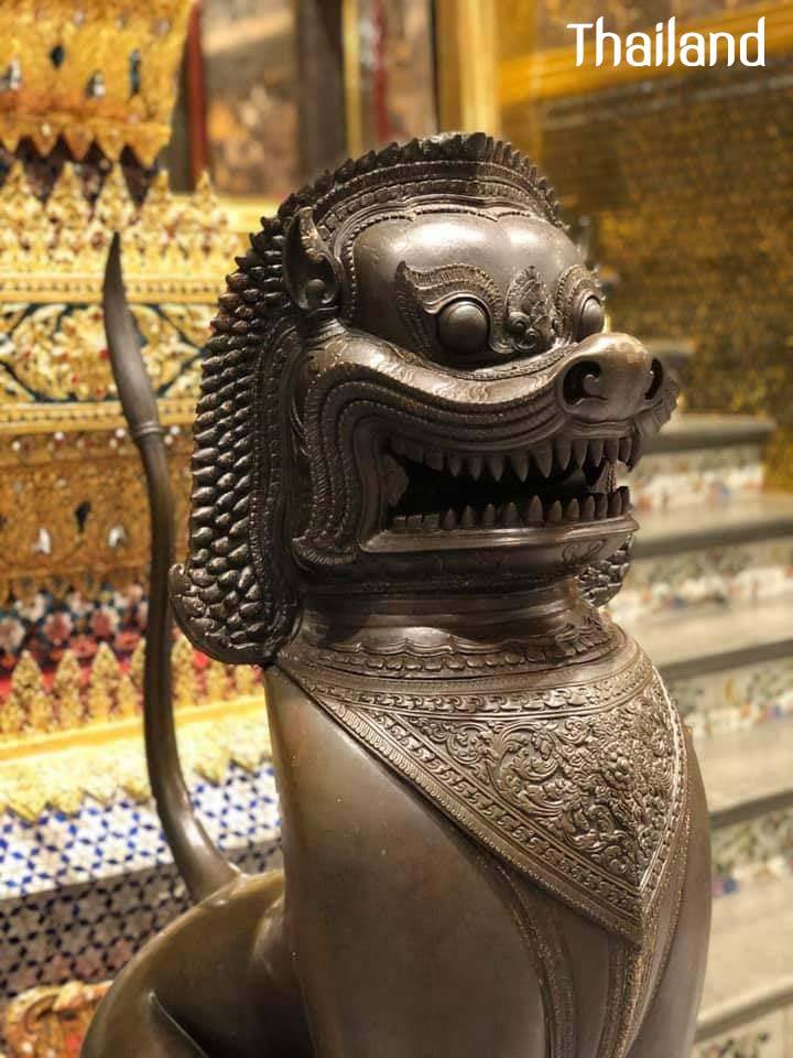 THAILAND 🇹🇭 | The Singha statue in wat phra kaew - Thai royal palace, Bangkok