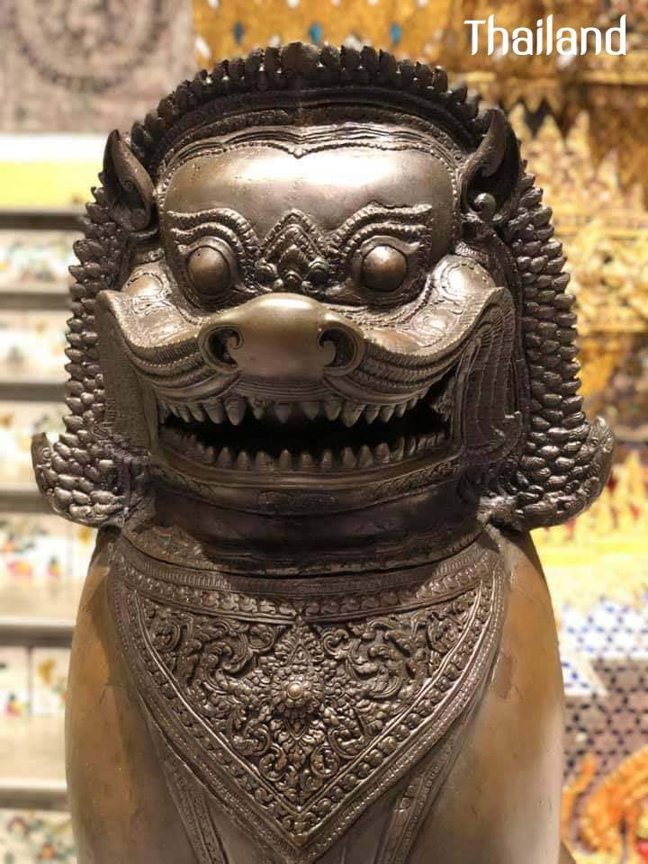 THAILAND 🇹🇭 | The Singha statue in wat phra kaew - Thai royal palace, Bangkok