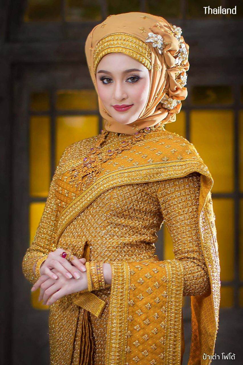 THAILAND 🇹🇭 | Muslim Wedding Dress in Thai Style - ชุดไทยศิวาลัย