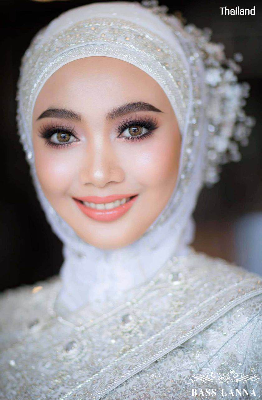 THAILAND 🇹🇭 | Muslim Wedding Dress in Thai Style - ชุดไทยศิวาลัย