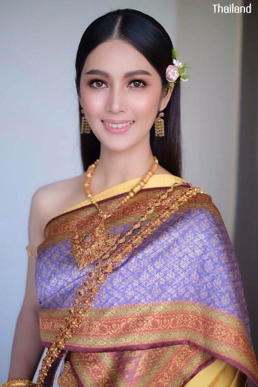 THAILAND 🇹🇭 | Thai Dress - Pha Lai Yang, ชุดไทย ผ้าลายอย่าง