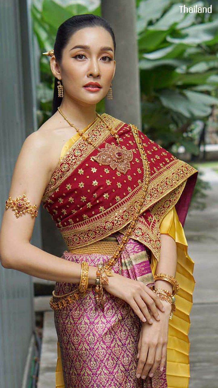 THAILAND 🇹🇭 | Thai Dress - Pha Lai Yang, ชุดไทย ผ้าลายอย่าง