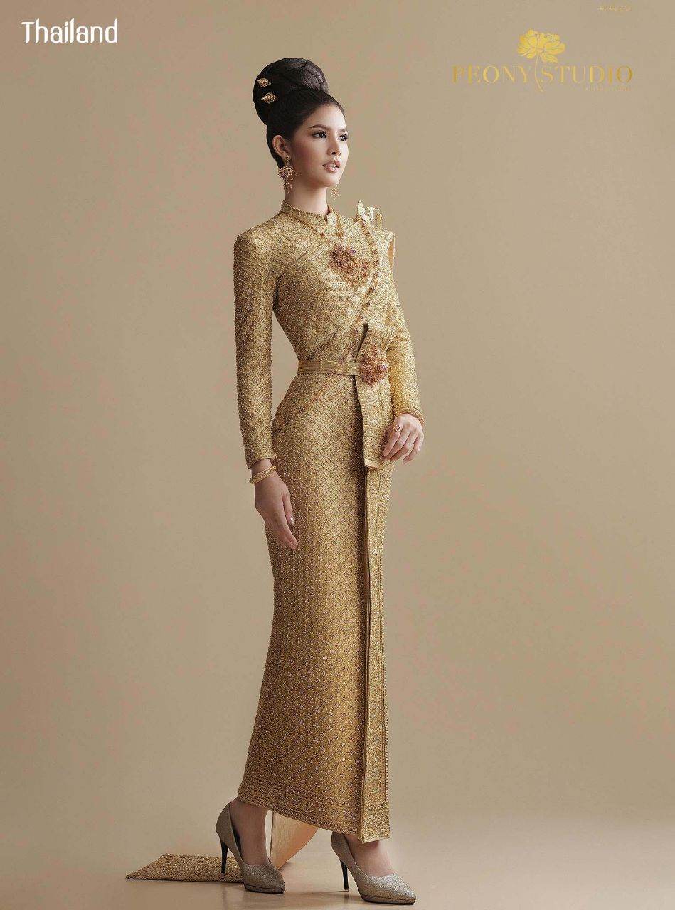 THAILAND ðđð | Thai Siwalai Dress, āļāļļāļāđāļāļĒāļĻāļīāļ§āļēāļĨāļąāļĒ - āļāļļāļāļāļĢāļ°āļāļģāļāļēāļāļīāđāļāļĒ