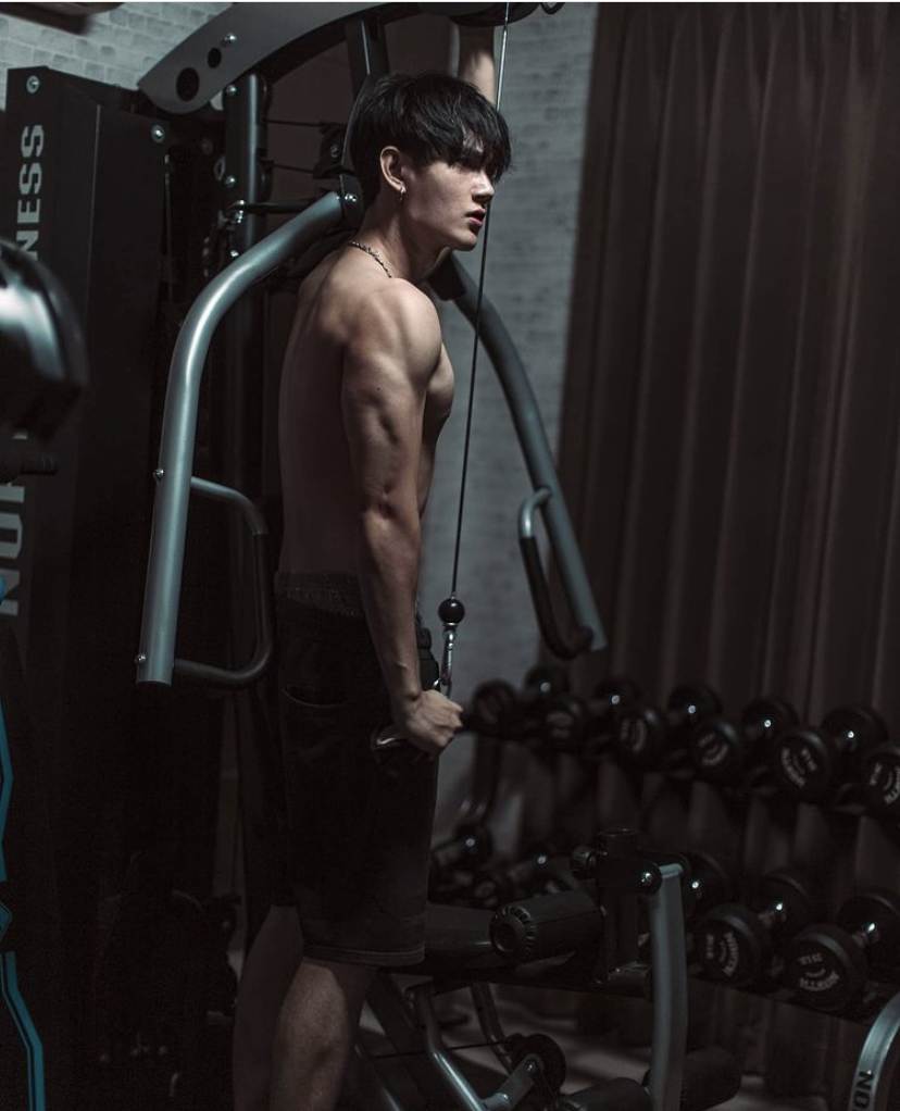หล่อ ลืม ผัว (1)