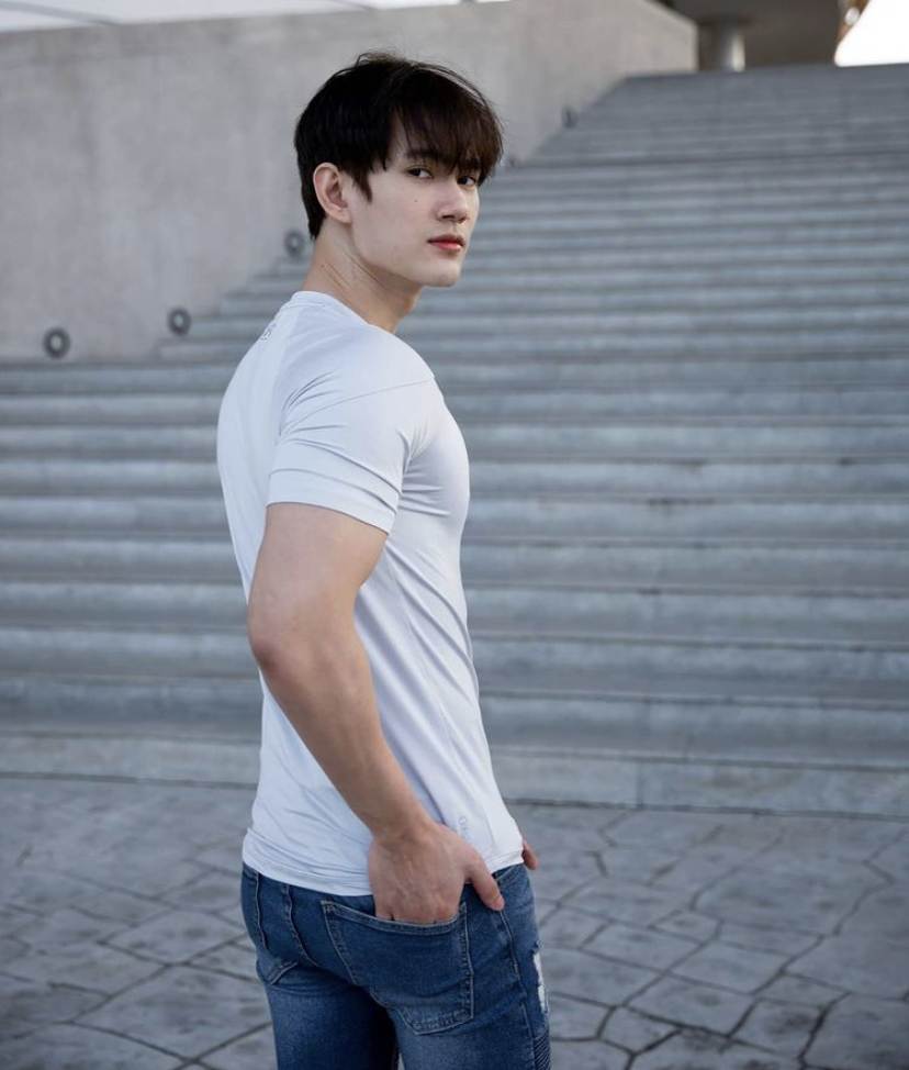หล่อ ลืม ผัว (1)