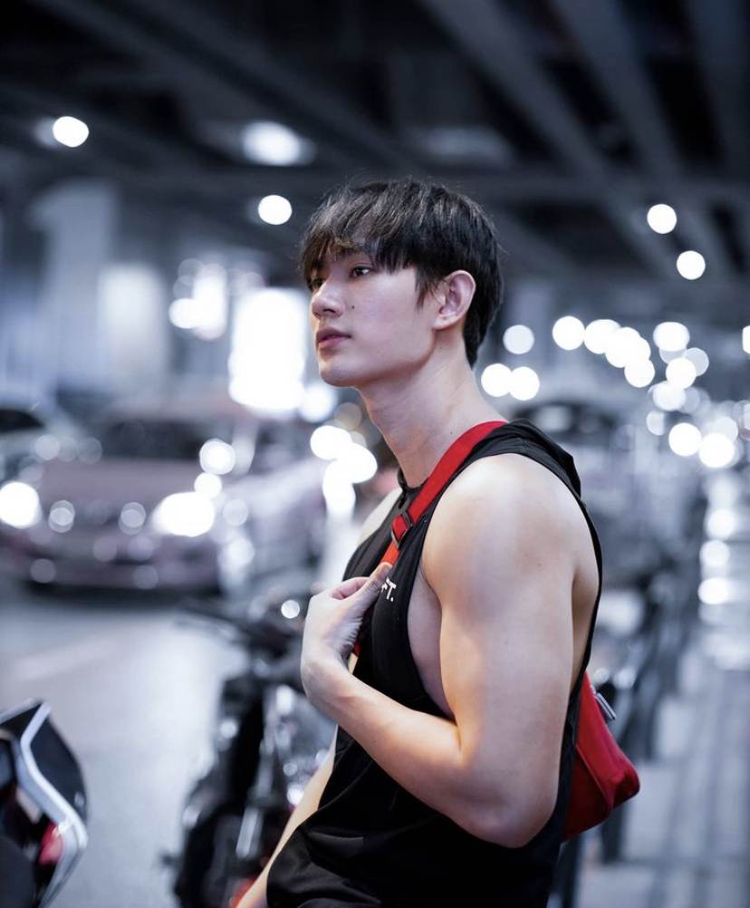 หล่อ ลืม ผัว (1)
