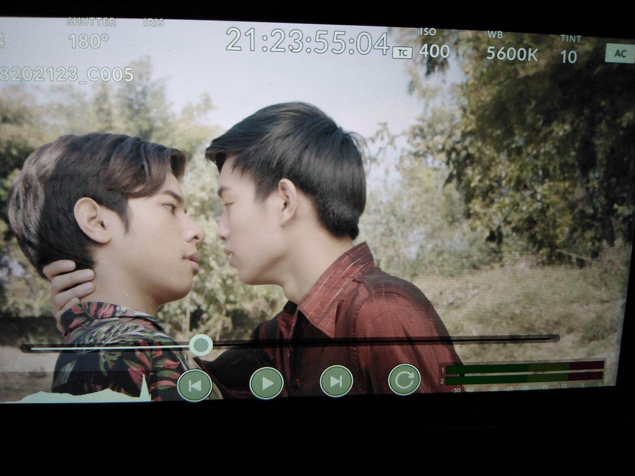 ไกด์ ปิยะวัฒน์ คงสำราญ นักร้องนำวงบอยแบนด์ไอยูปริ้นซ์.. รับบทคู่จิ้น หนัง"ลับแลคำชะโนด"