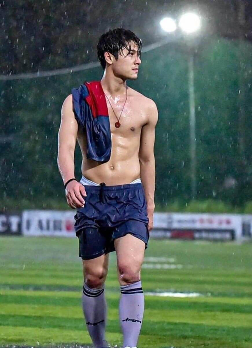 ดีต่อใจ#1578ผู้ชายในสายฝน