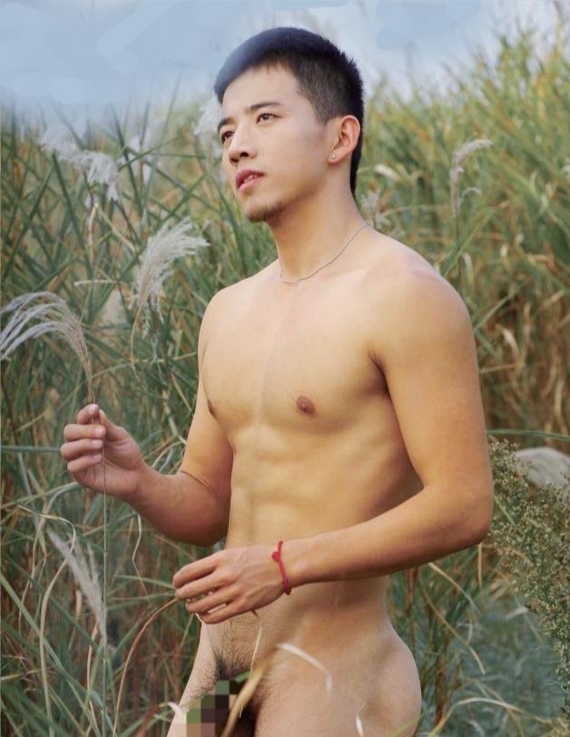 จะบุกให้ค่ายแตกเลย