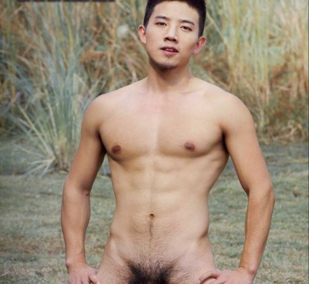 จะบุกให้ค่ายแตกเลย