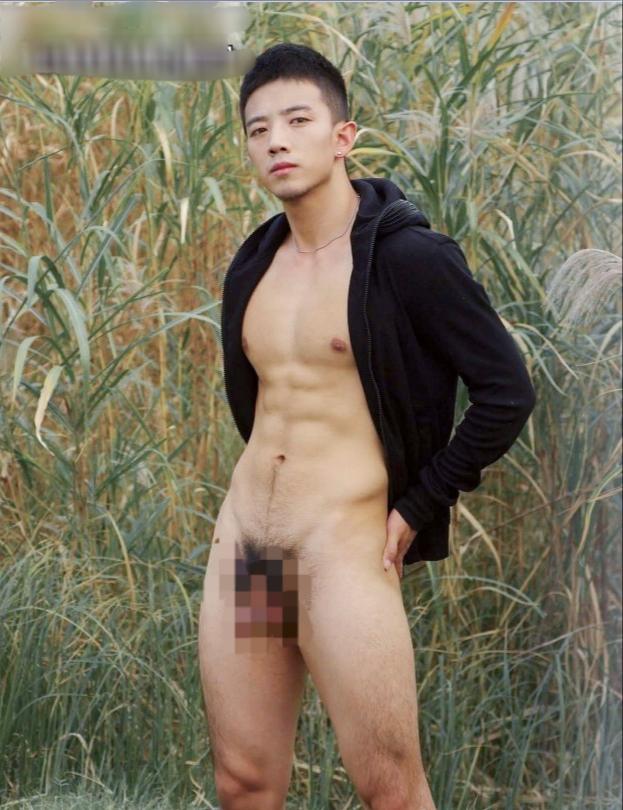 จะบุกให้ค่ายแตกเลย