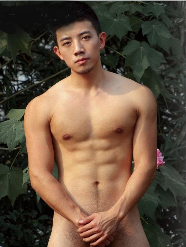 จะบุกให้ค่ายแตกเลย