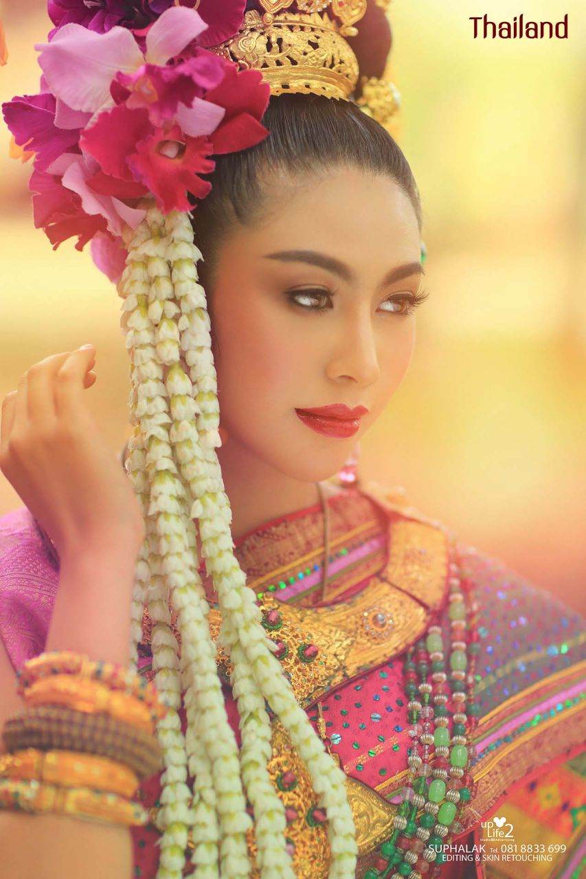 THAILAND 🇹🇭 | Thai Lanna dress in fantasy style.