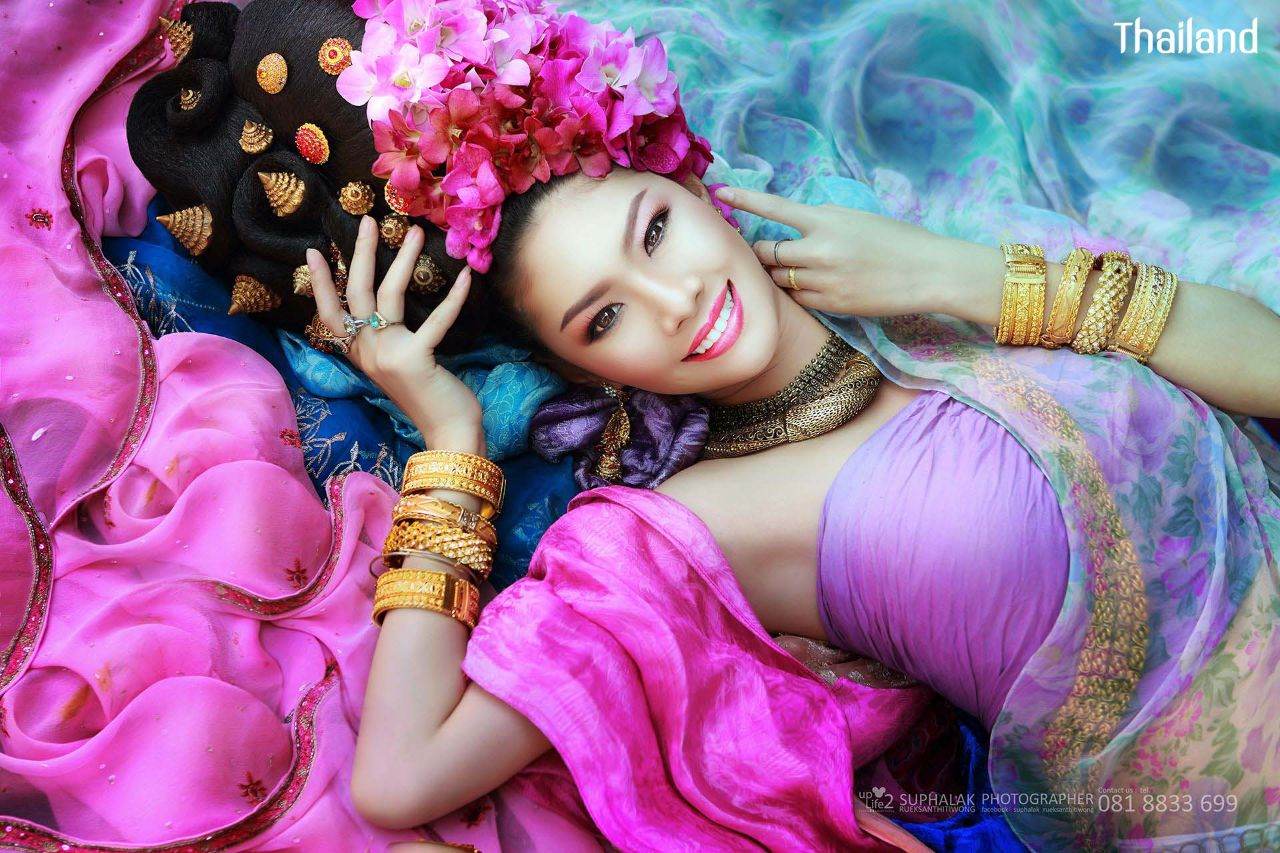 THAILAND 🇹🇭 | Thai Lanna dress in fantasy style.