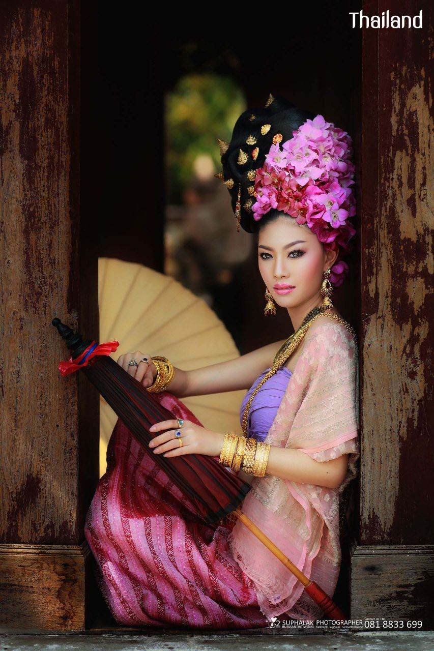THAILAND 🇹🇭 | Thai Lanna dress in fantasy style.