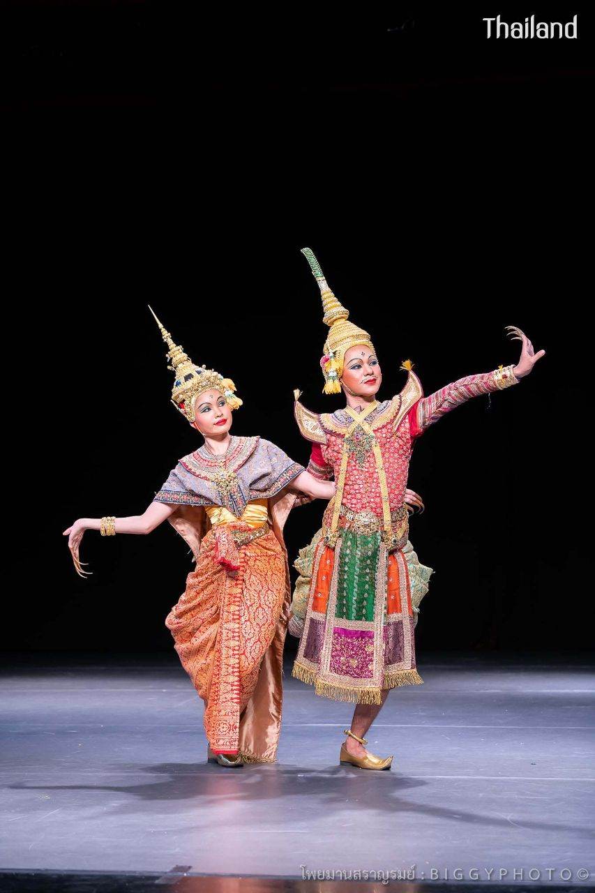 THAILAND ðđð | Thai dance "āļĢāļ°āļāļģāđāļāļĒāļĄāļēāļāļŠāļĢāļēāļāļĢāļĄāļĒāđ"