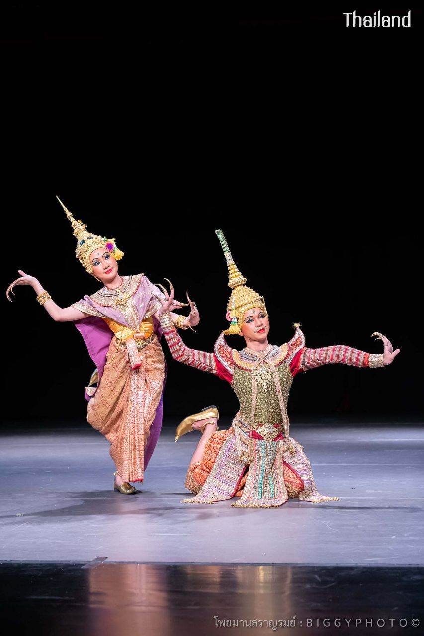 THAILAND ðđð | Thai dance "āļĢāļ°āļāļģāđāļāļĒāļĄāļēāļāļŠāļĢāļēāļāļĢāļĄāļĒāđ"