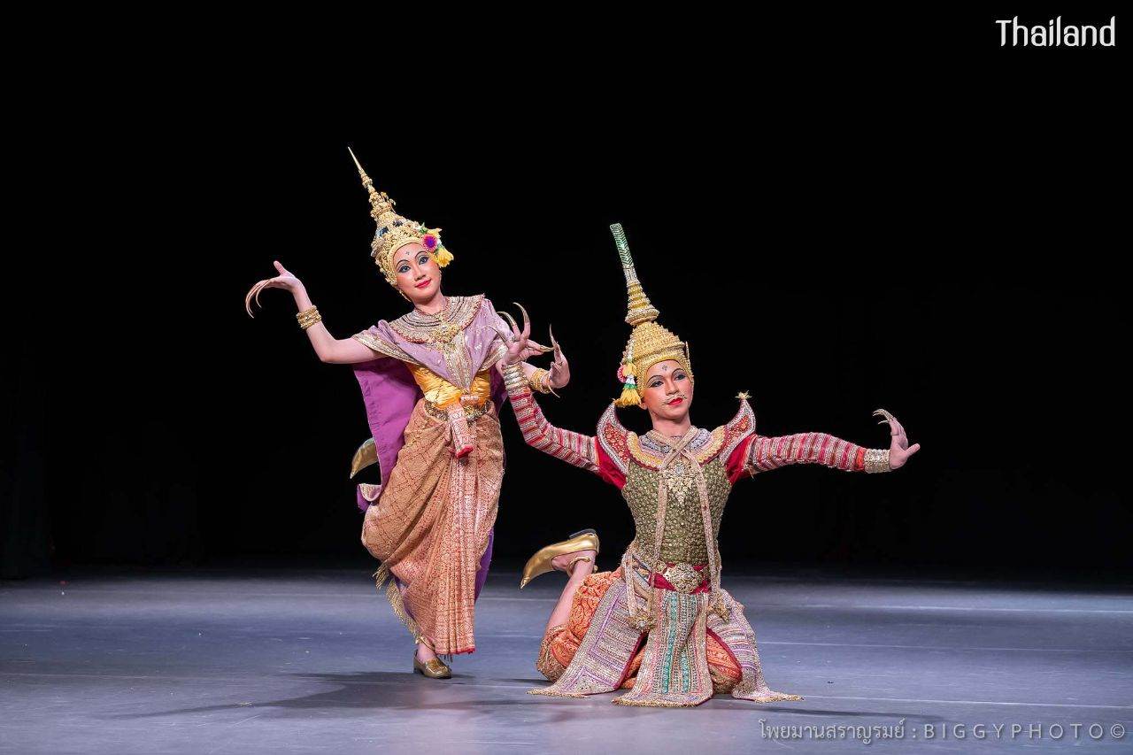 THAILAND ðđð | Thai dance "āļĢāļ°āļāļģāđāļāļĒāļĄāļēāļāļŠāļĢāļēāļāļĢāļĄāļĒāđ"