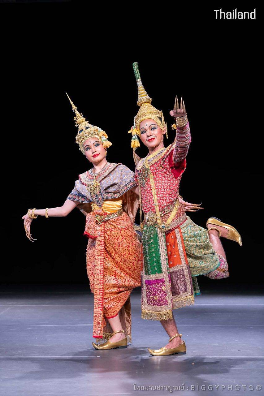 THAILAND ðđð | Thai dance "āļĢāļ°āļāļģāđāļāļĒāļĄāļēāļāļŠāļĢāļēāļāļĢāļĄāļĒāđ"