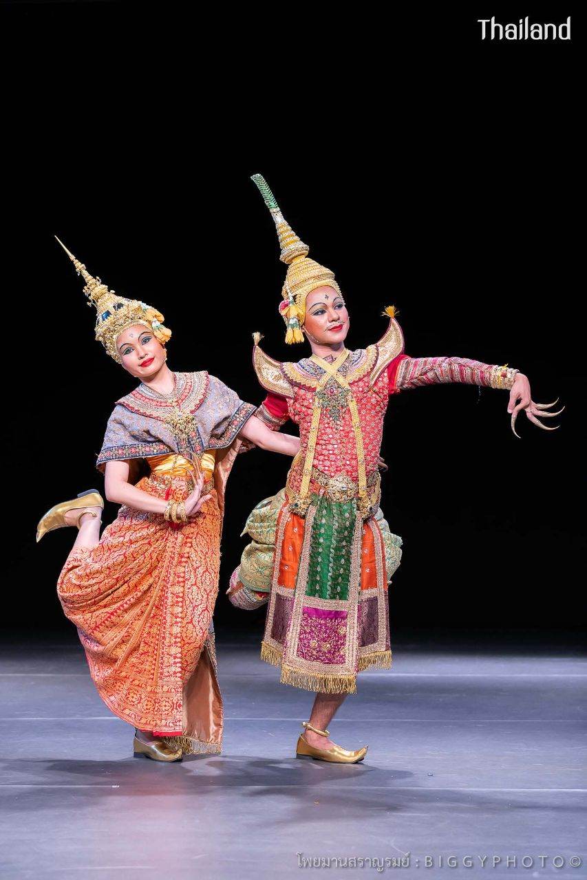 THAILAND ðđð | Thai dance "āļĢāļ°āļāļģāđāļāļĒāļĄāļēāļāļŠāļĢāļēāļāļĢāļĄāļĒāđ"
