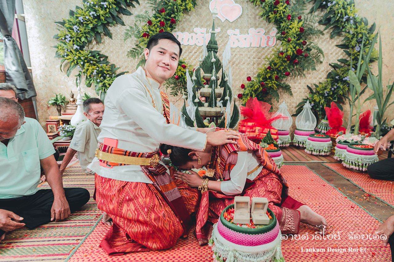THAILAND 🇹🇭 | งานแต่งงานอีสาน(กินดอง)