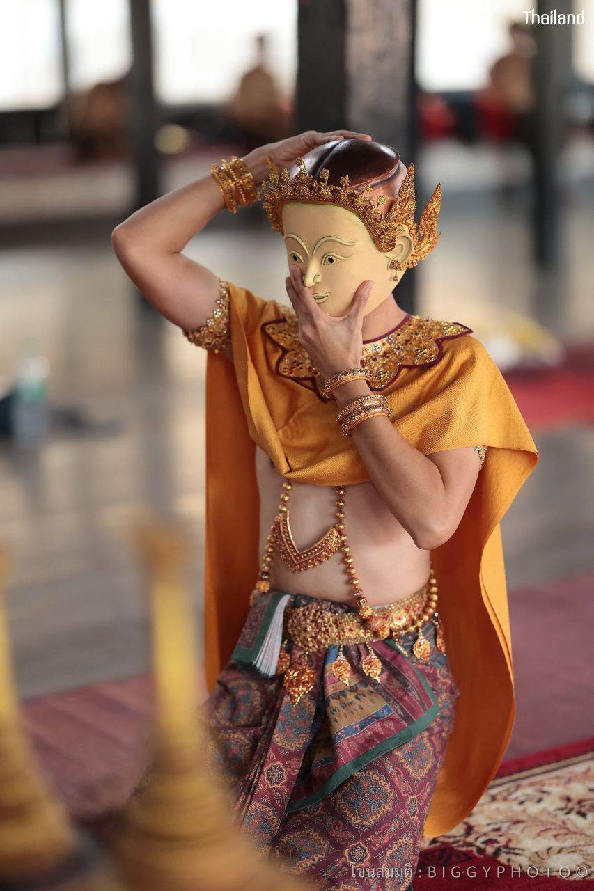 THAILAND 🇹🇭 | Khon masked dance drama in Ayutthaya Era. โขนสมมุติอยุธยา (ตอนสำมนักขาหาคู่)