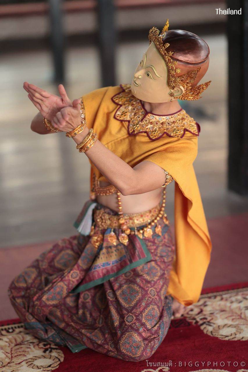 THAILAND 🇹🇭 | Khon masked dance drama in Ayutthaya Era. โขนสมมุติอยุธยา (ตอนสำมนักขาหาคู่)