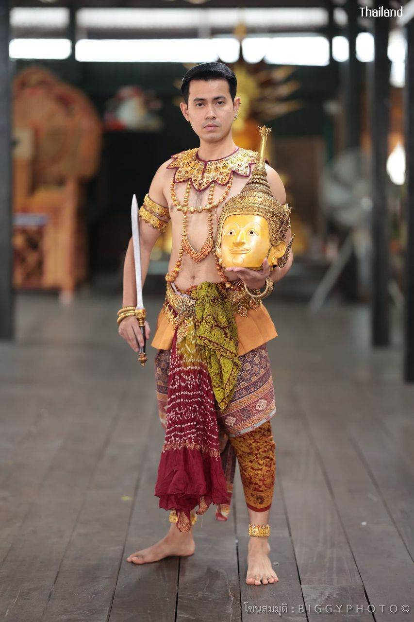 THAILAND 🇹🇭 | Khon masked dance drama in Ayutthaya Era. โขนสมมุติอยุธยา (ตอนสำมนักขาหาคู่)
