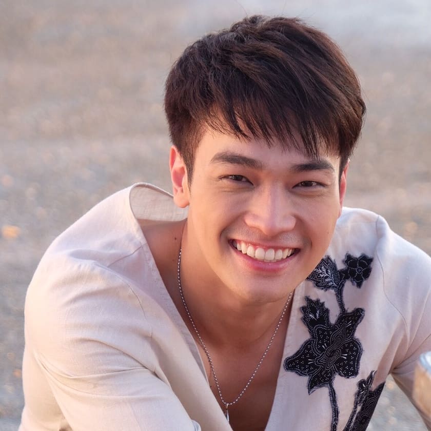 โอบนิธิ วิวรรธนวรางค์