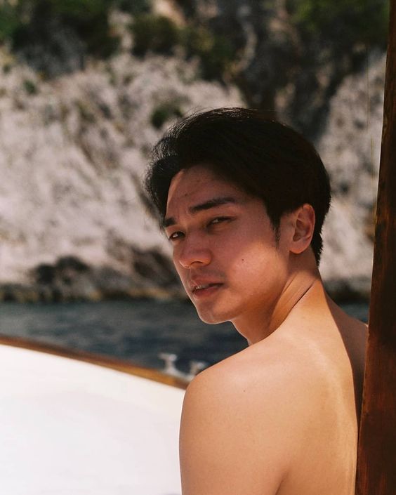 โอบนิธิ วิวรรธนวรางค์