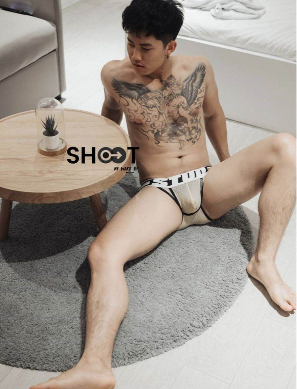 หนุ่มหล่อขึ้นปก 925.3