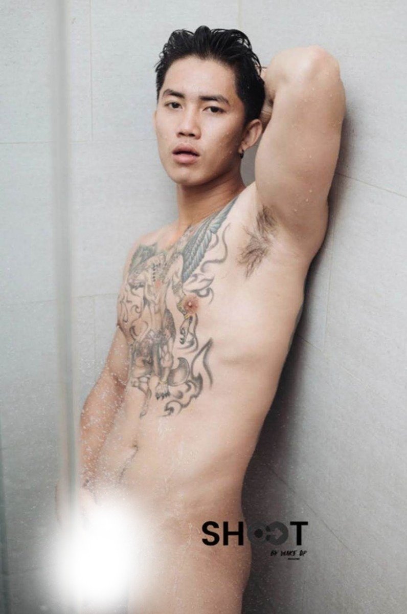 หนุ่มหล่อขึ้นปก 925.3